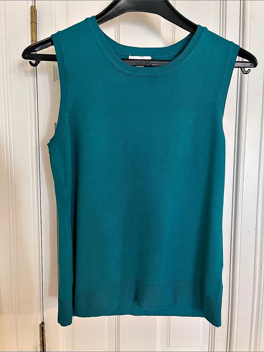 Charter Club Sleeveless Tank in Blue Size Large Like New